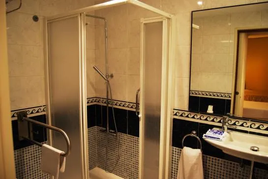 hotel-rio-arga-zaragoza-16.webp