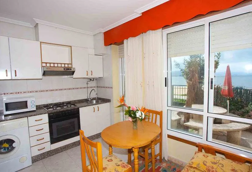 Hotel Playa - Gallery Image 1
