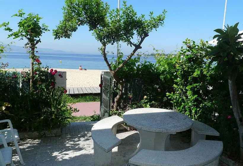 Hotel Playa - Gallery Image 7