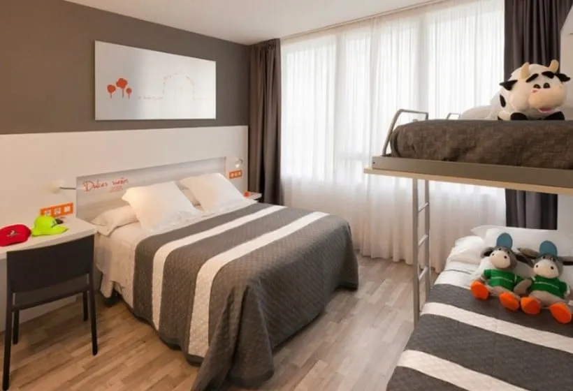 Bed4U Hotel Castejón - Gallery Image 7