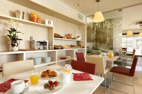 Hotel Bed4U Tudela - Gallery Image 6