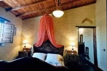 Casona De Valdejimena in Horcajo Medianero