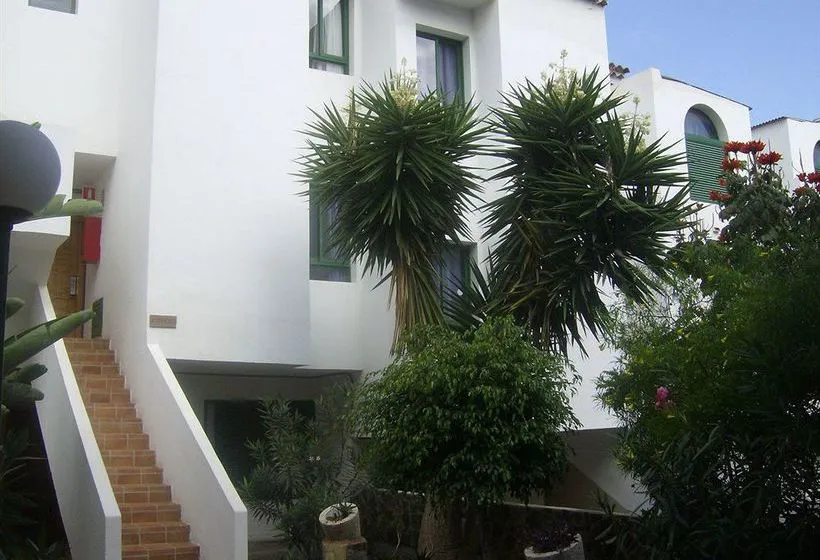 Apartamentos Alondras Park  Costa del Silencio