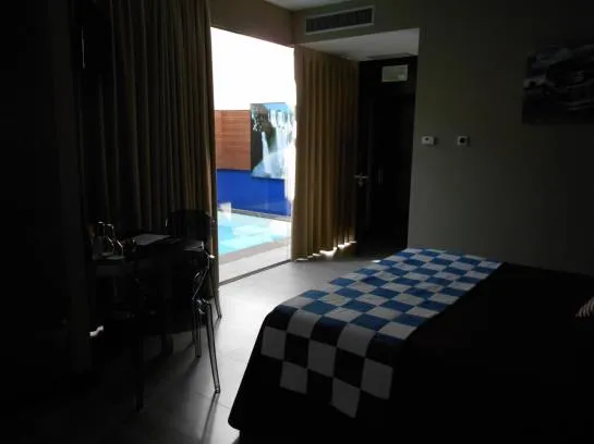 Hotel Route 42 - Gallery Image 9