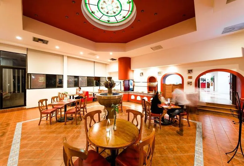 Hotel Mision Express Celaya - Gallery Image 6