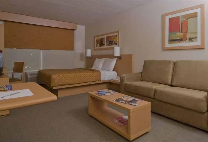 Hotel City Express Celaya - Gallery Image 5