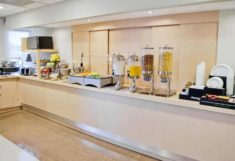 Hotel City Express Celaya - Gallery Image 7