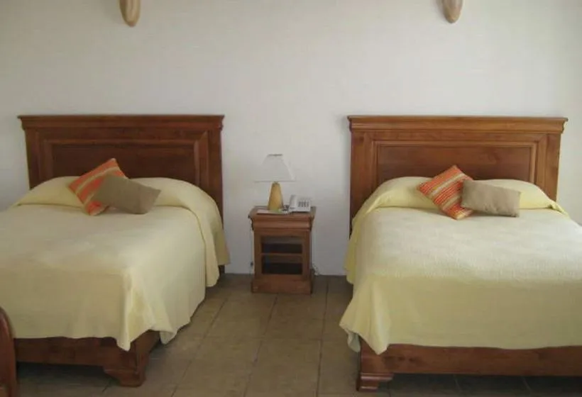 Hotel Casa Del Río - Gallery Image 2