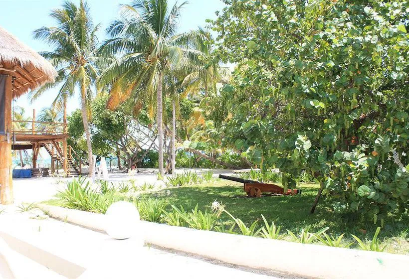 Hotel Cabañas Maria del Mar