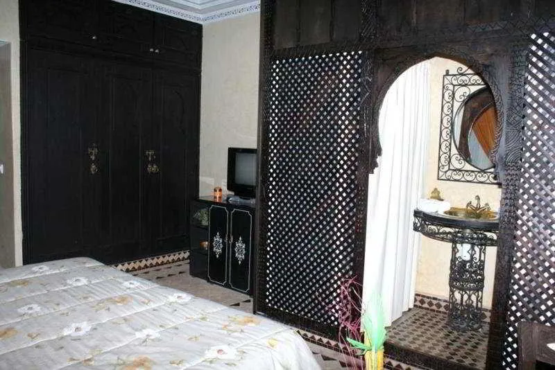 Hotel Villa Guest - Gallery Image 8