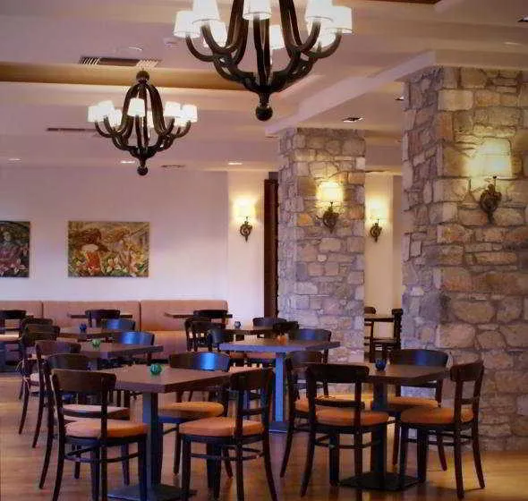 Hotel San Stefano - Gallery Image 1