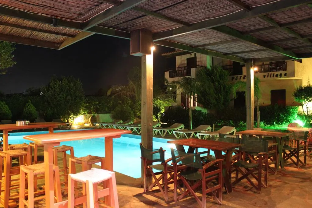 petros-village-11.webp
