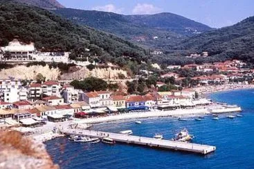 Olympic Hotel &amp; Studios in Parga