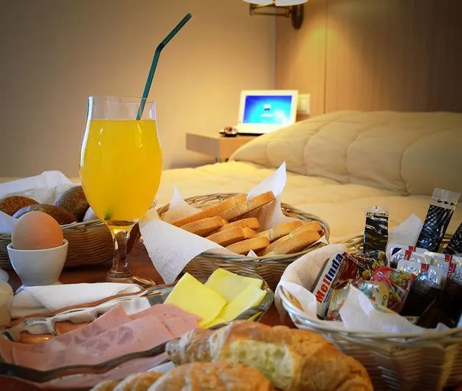 hotel-citi-live-18.webp