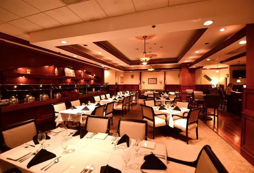 Radisson Hotel Orlando - UCF Area - Gallery Image 8