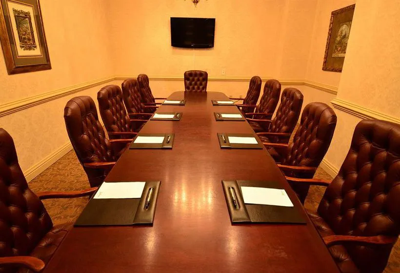 Radisson Hotel Orlando - UCF Area - Gallery Image 7