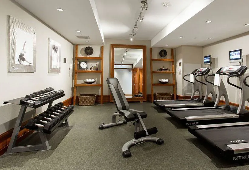 Hotel Courtyard by Marriott - Gallery Image 8