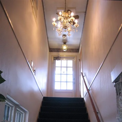 Towpath Motel - Gallery Image 4