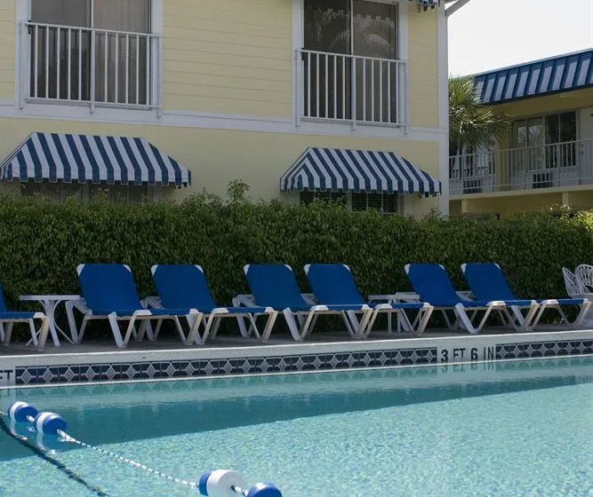 Hotel Naples Courtyard Inn - Gallery Image 7