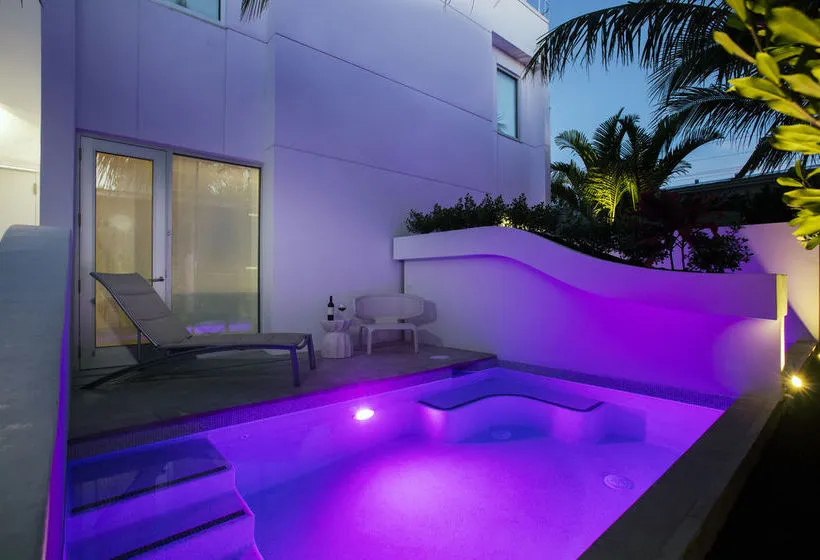 Hotel H20 Suites in Key West