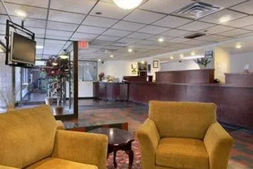 Hotel Howard Johnson Binghamton - Gallery Image 1