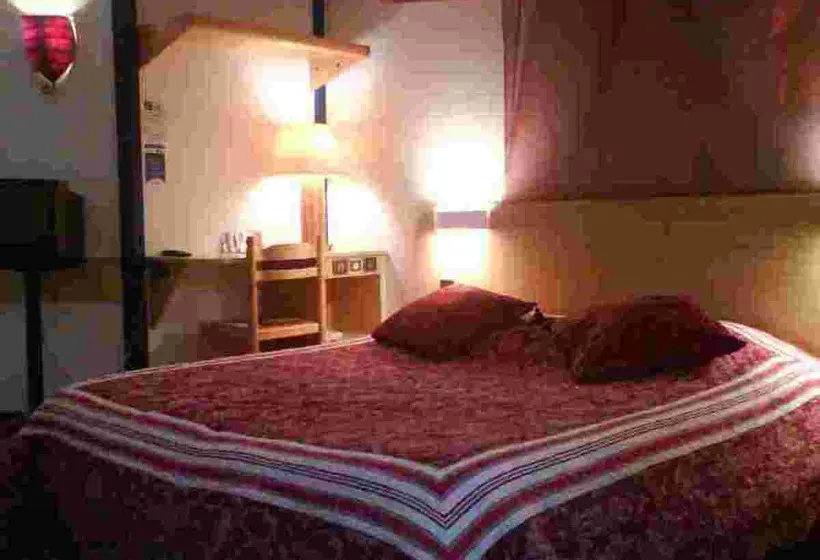 Brit Hotel Beaulieu - Gallery Image 1