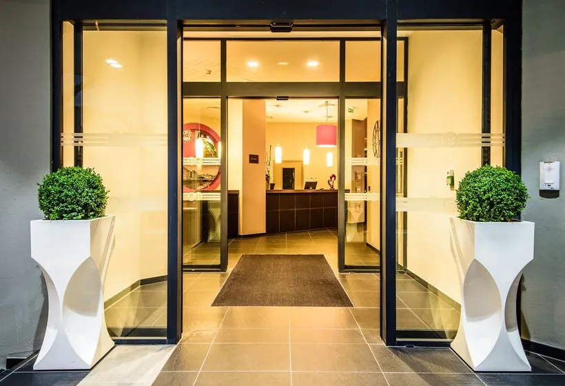Hotel Le Bayonne - Gallery Image 3