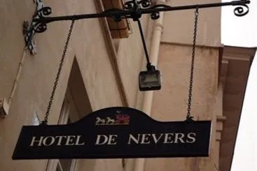 Hotel De Nevers - Gallery Image 5