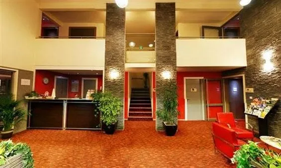 Hotel Kyriad la Fleche - Gallery Image 8
