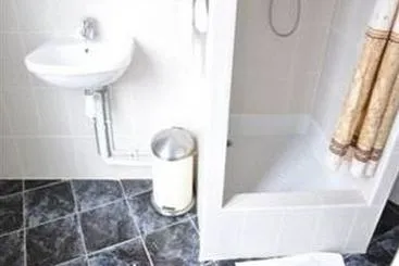 Hotel Celtic - Gallery Image 3