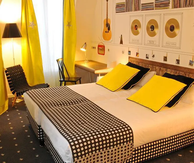 Hotel Du Triangle D'Or  París