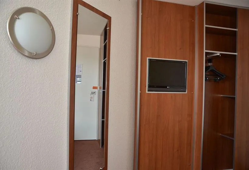 Hotel Rouen Saint Sever - Gallery Image 4