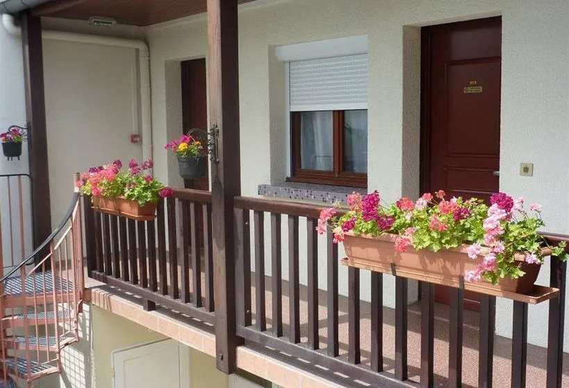 Hotel Au Tambour in Reims