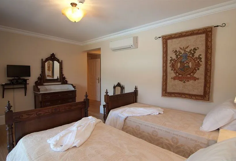 Hotel Rural Quinta do Outeiro - Gallery Image 9